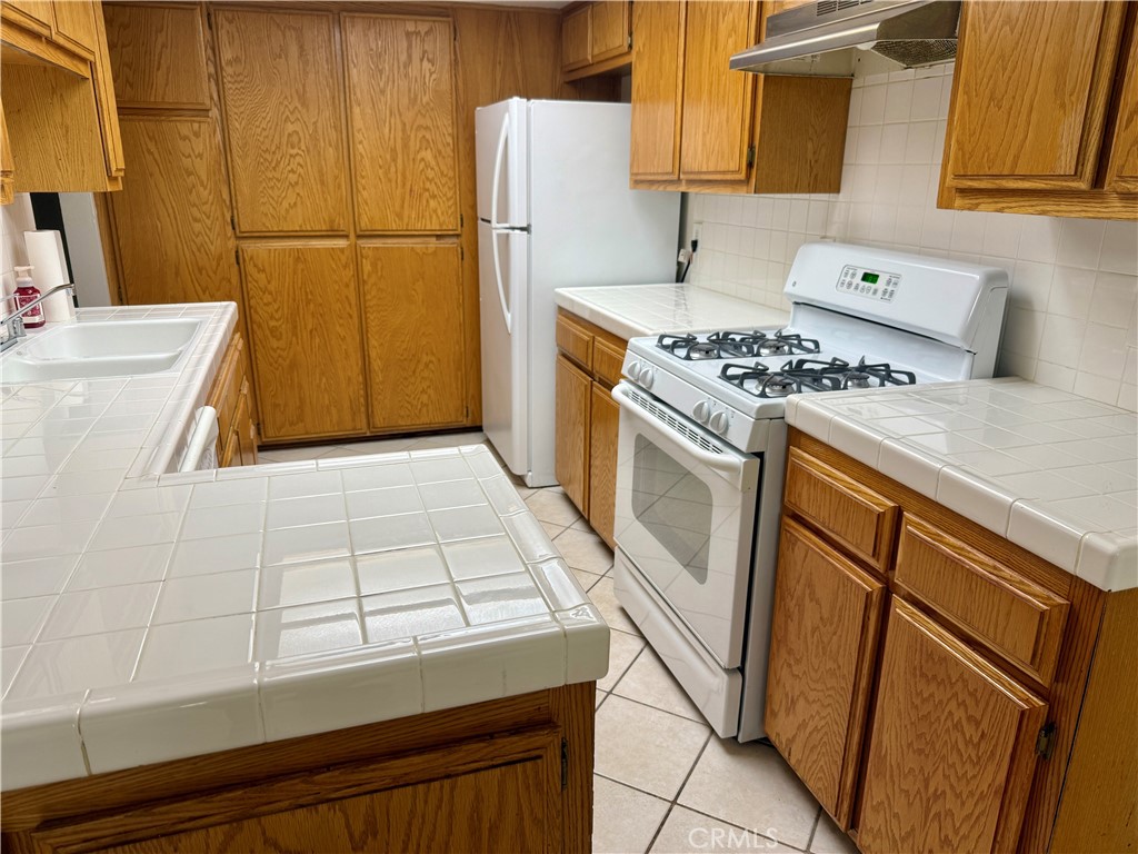 MLS #CV25163007 image #11