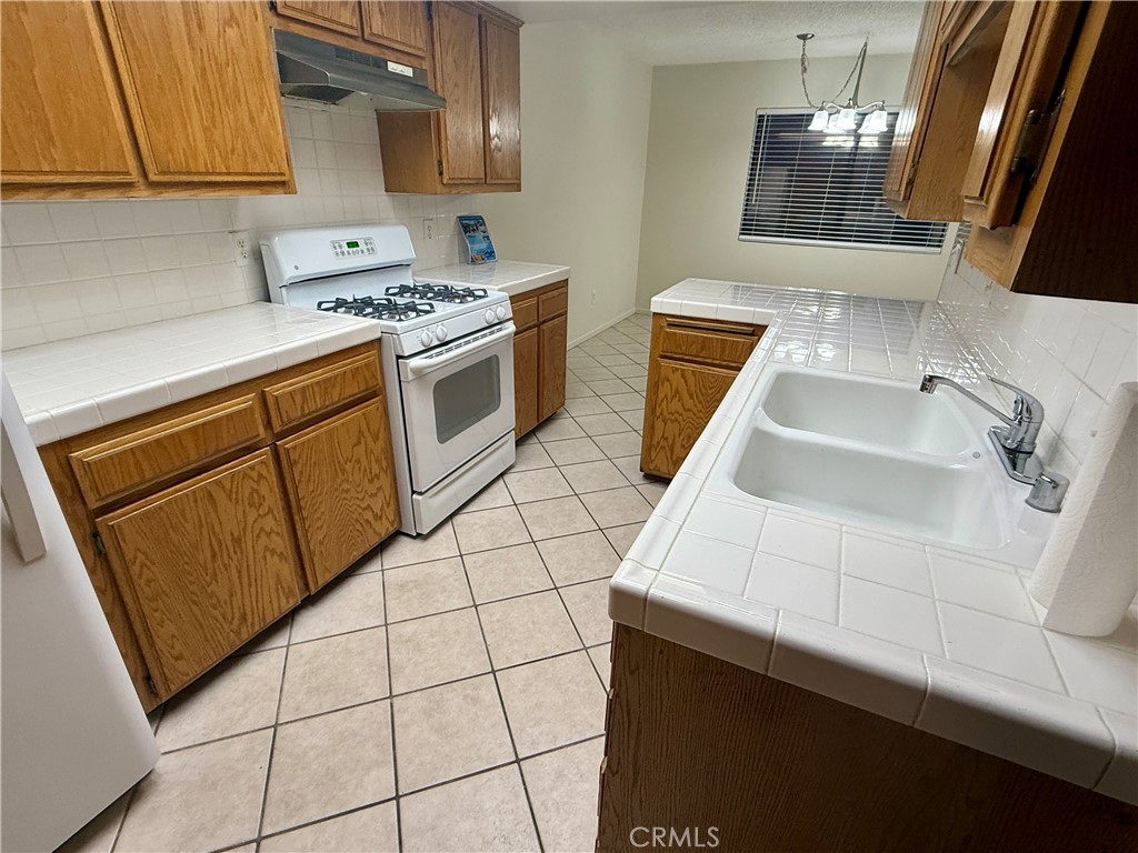 MLS #CV25163007 image #12