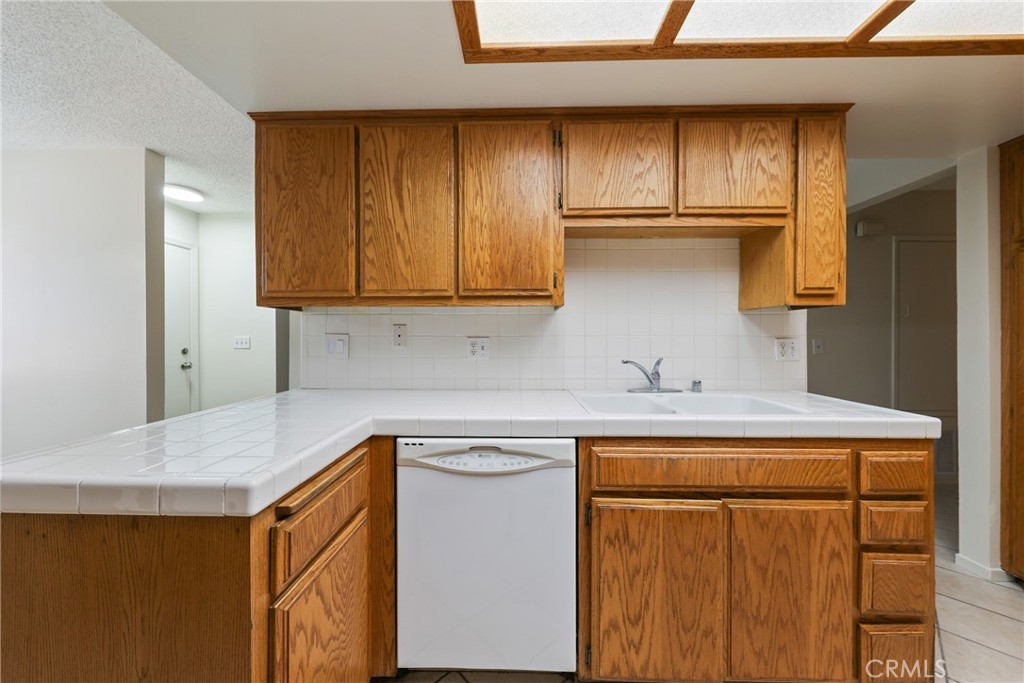 MLS #CV25163007 image #13