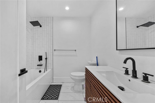 MLS #CV25163531 image #11