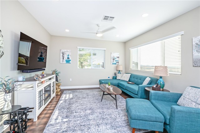 MLS #CV25165946 image #10