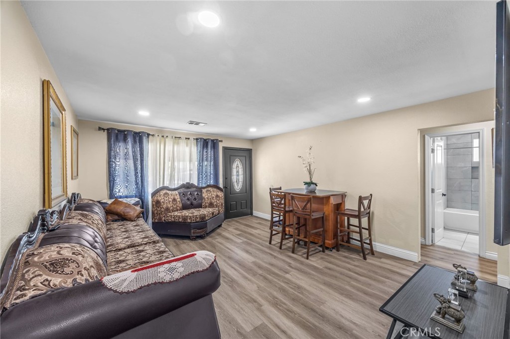 MLS #CV25167512 image #9