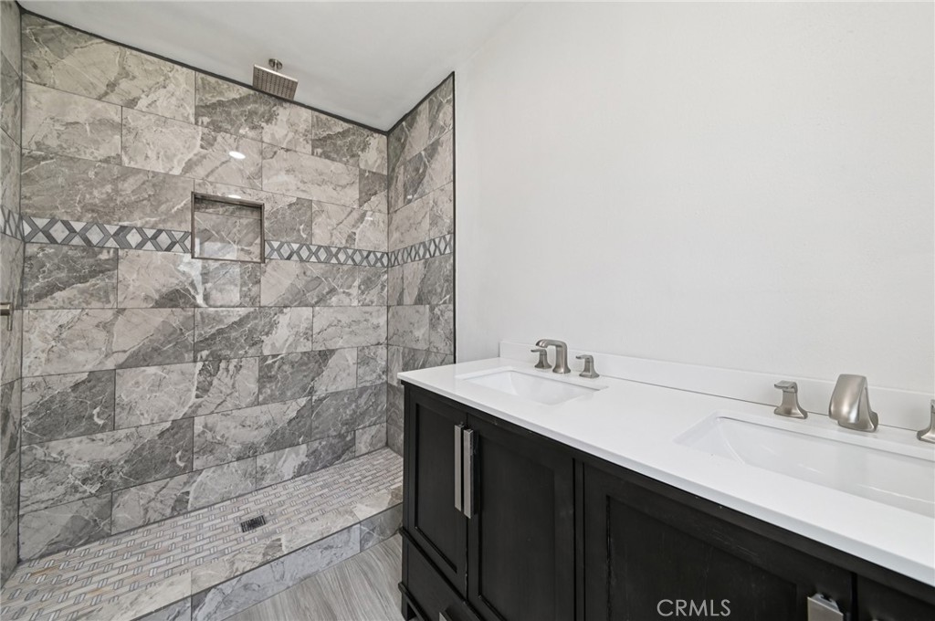 MLS #CV25169408 image #14