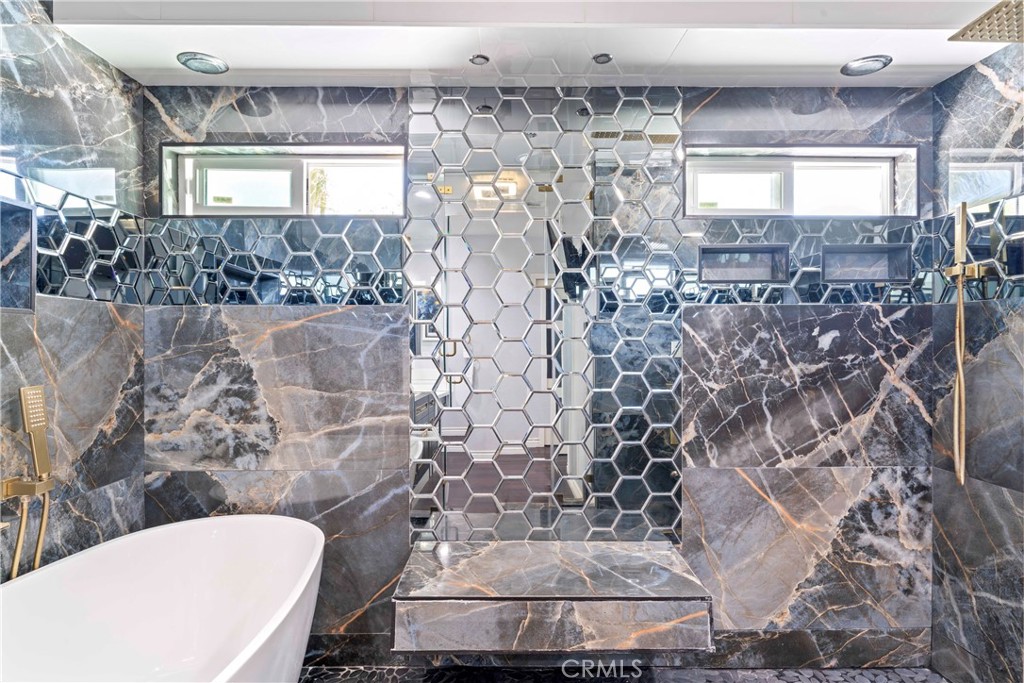 MLS #CV25171009 image #39