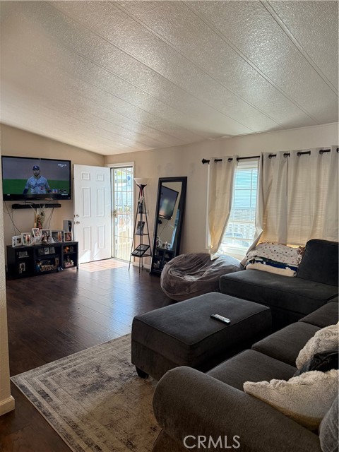 MLS #CV25171224 image #1