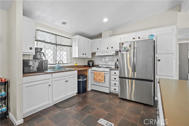 MLS #CV25171224 image #20