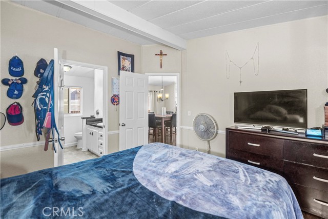 MLS #CV25171224 image #23