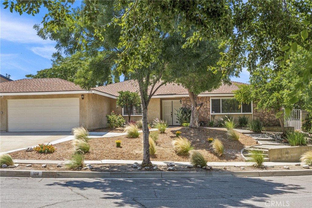 MLS #CV25172404 image #1