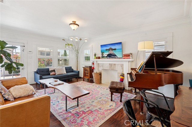 MLS #CV25172829 image #3