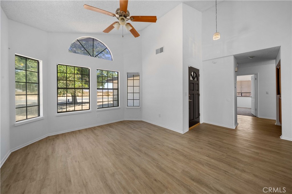 MLS #CV25173388 image #1