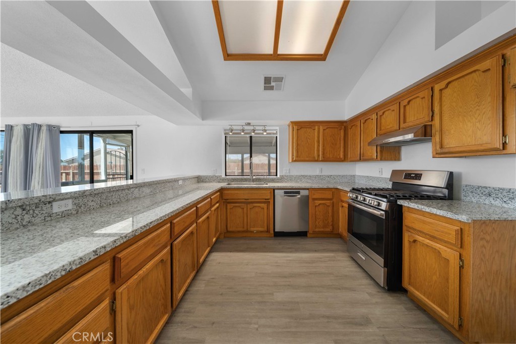 MLS #CV25173388 image #3