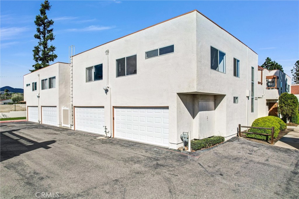 MLS #CV25173505 image #1