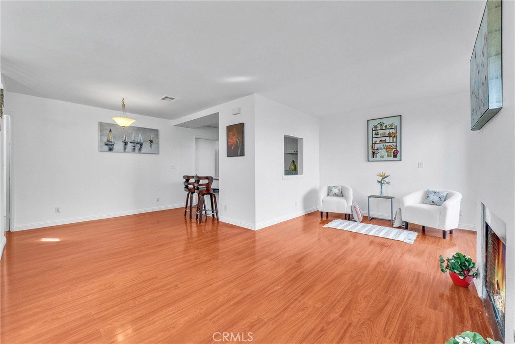 MLS #CV25173505 image #4