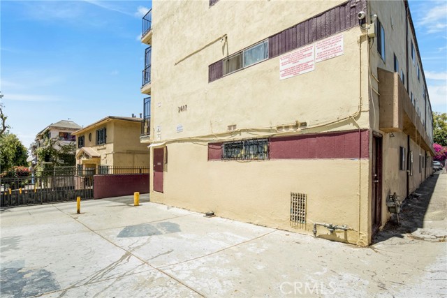 MLS #CV25174766 image #1