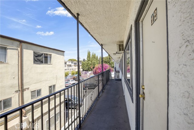 MLS #CV25174783 image #4