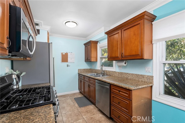 MLS #CV25181025 image #10