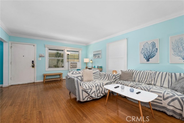 MLS #CV25181025 image #2