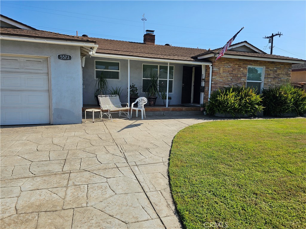 MLS #CV25181193 image #1