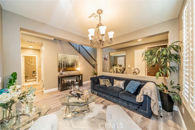 MLS #CV25181316 image #10