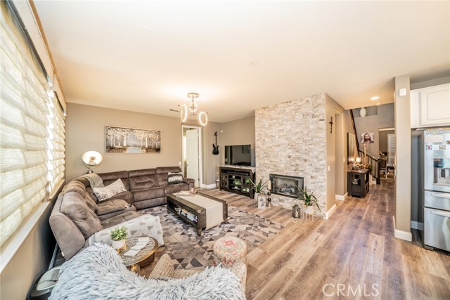 MLS #CV25181316 image #13