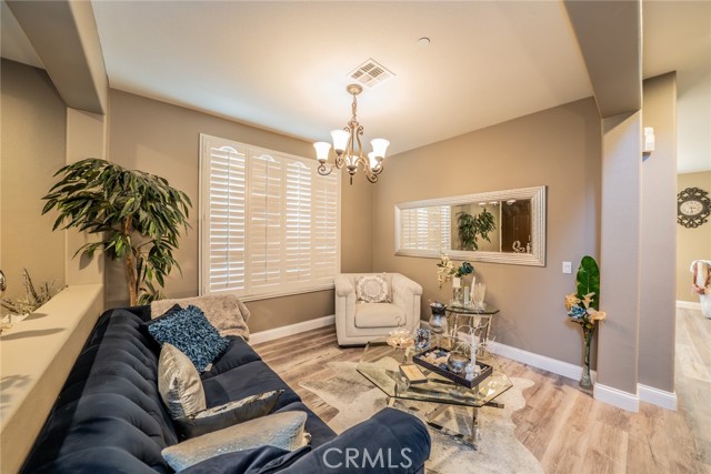 MLS #CV25181316 image #8