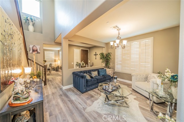 MLS #CV25181316 image #9