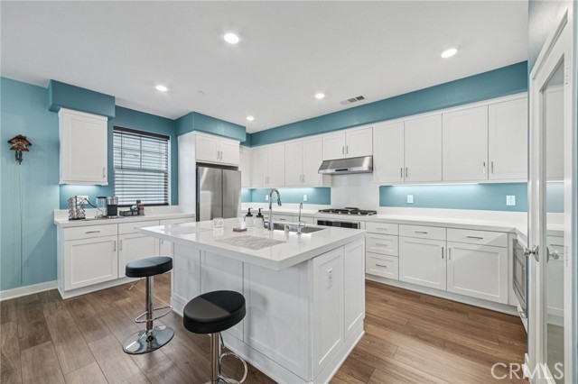 MLS #CV25181867 image #4