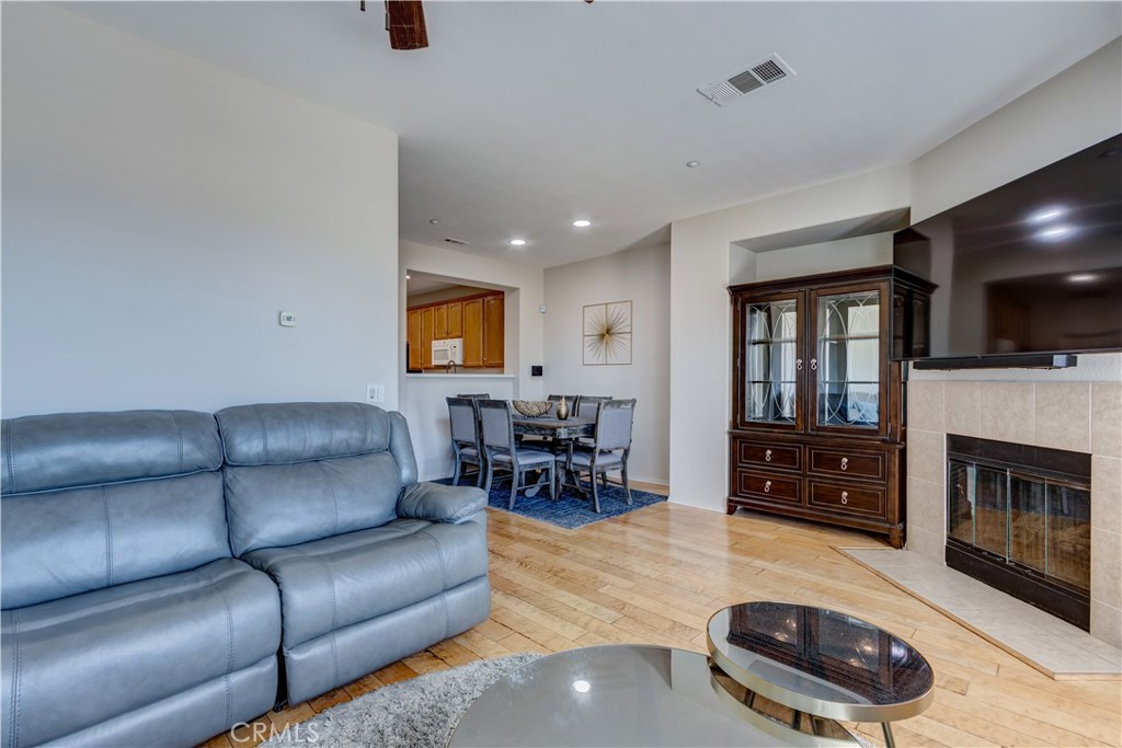 MLS #CV25183194 image #17