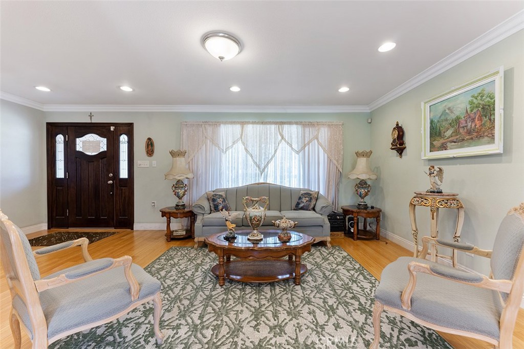 MLS #CV25185001 image #17