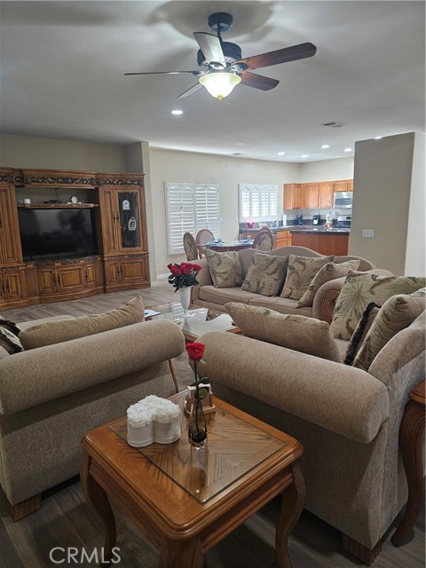 MLS #CV25188129 image #14