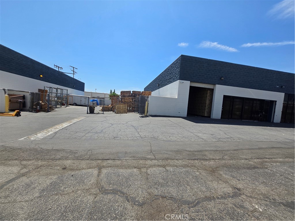 MLS #CV25190146 image #2