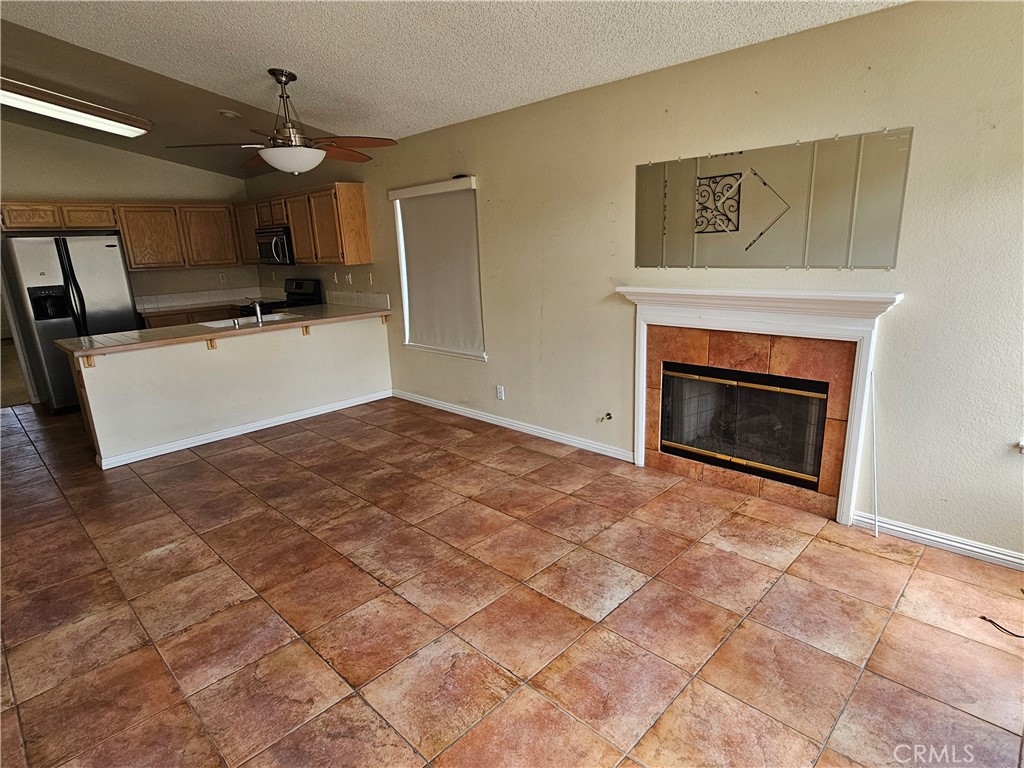 MLS #CV25191177 image #10