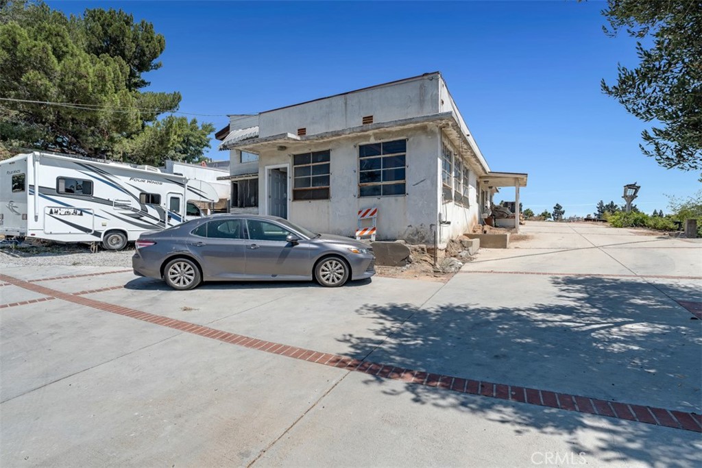 MLS #CV25191293 image #15