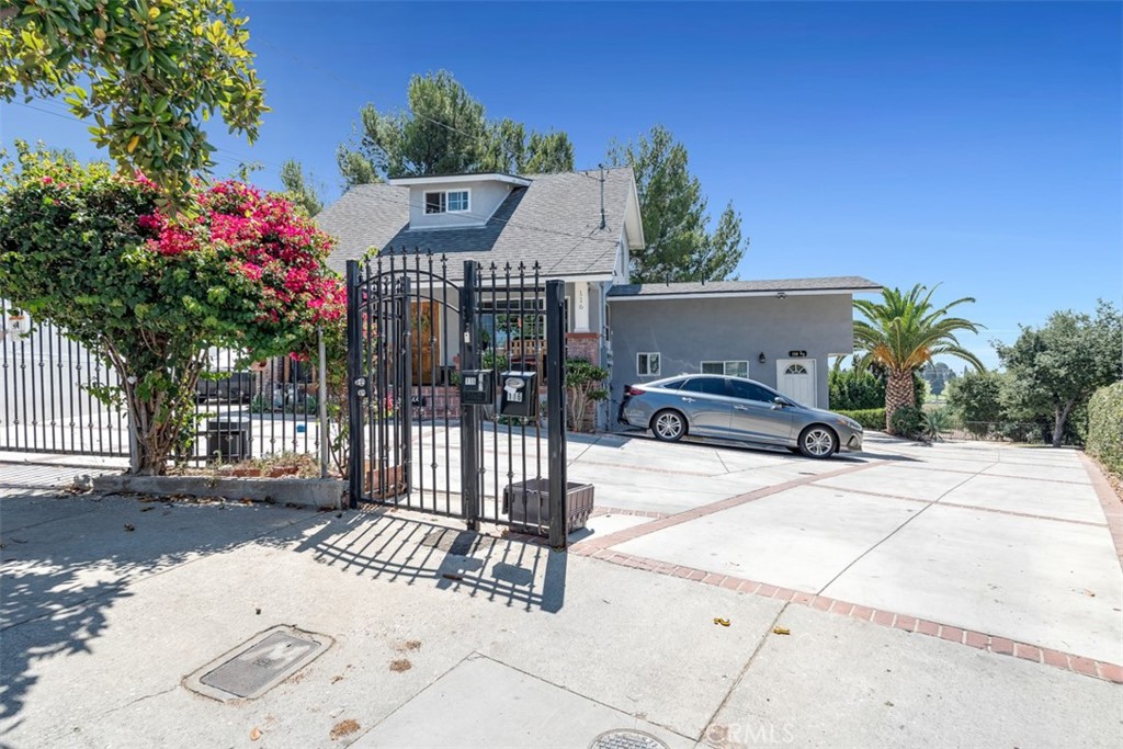 MLS #CV25191293 image #17