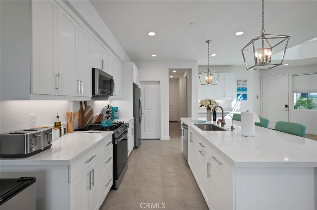 MLS #CV25192829 image #11