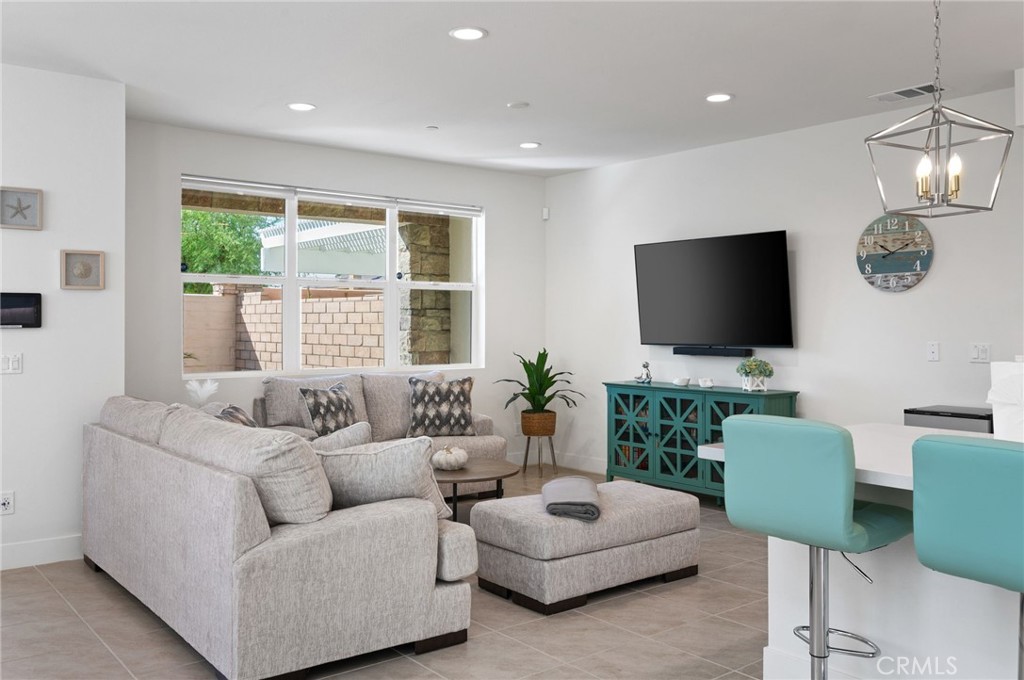 MLS #CV25192829 image #19