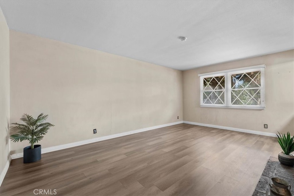 MLS #CV25193767 image #12