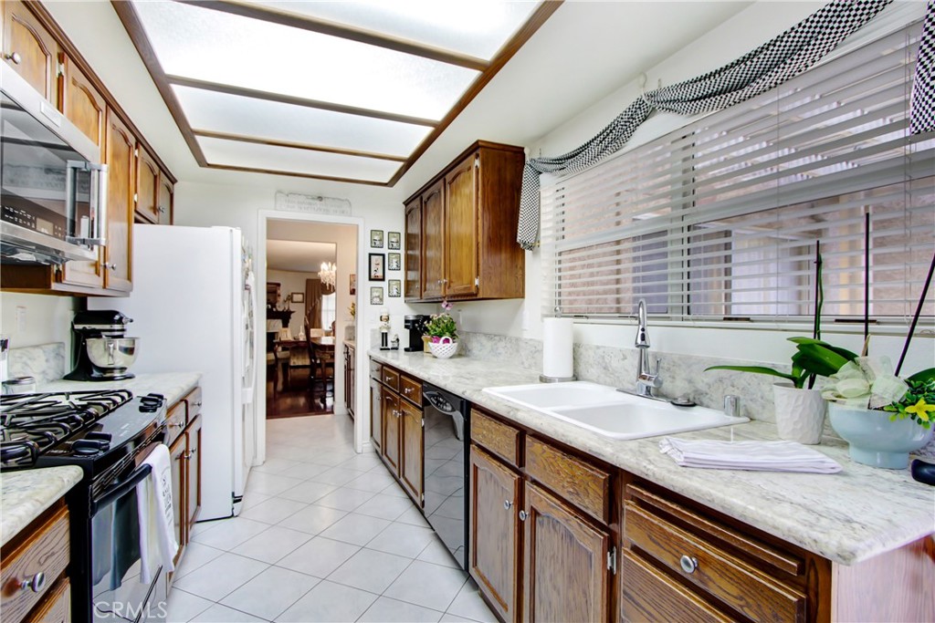 MLS #CV25194391 image #3