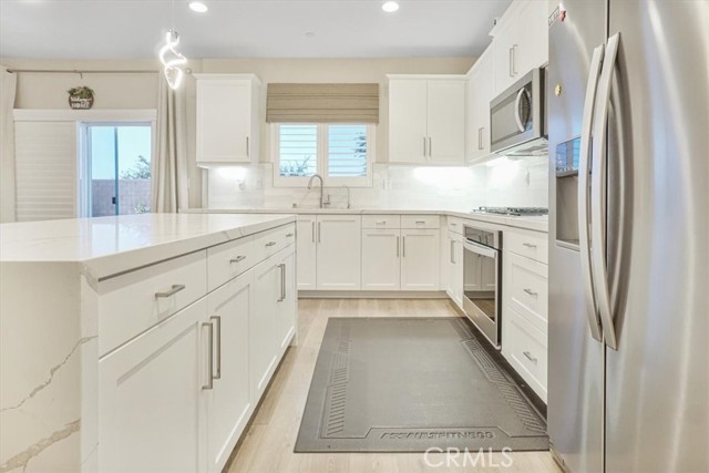 MLS #CV25195918 image #10