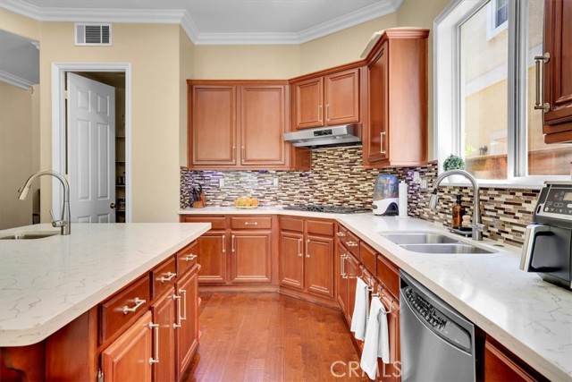 MLS #CV25196854 image #13