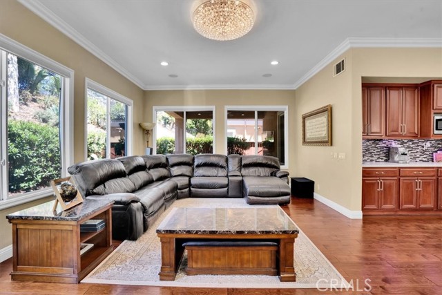 MLS #CV25196854 image #16