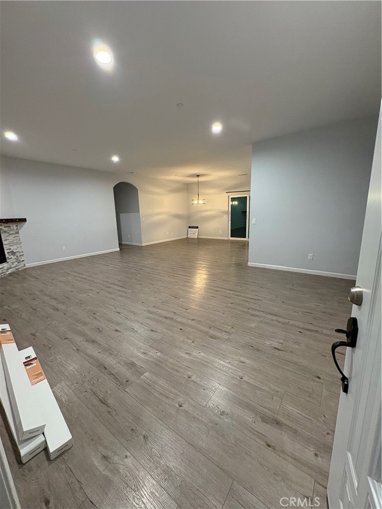 MLS #CV25196943 image #2