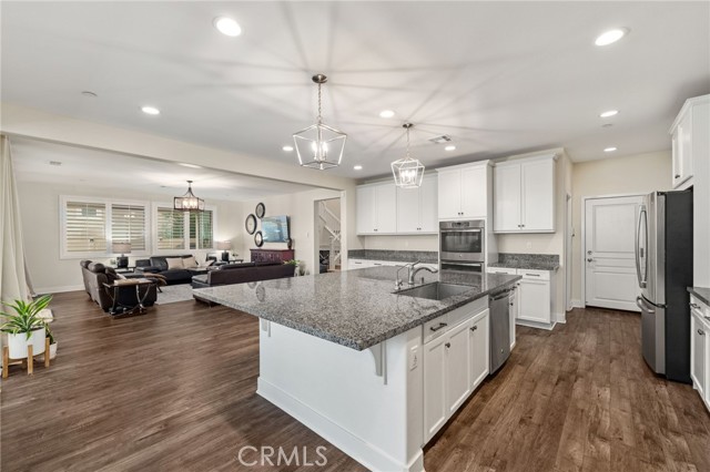 MLS #CV25197330 image #15