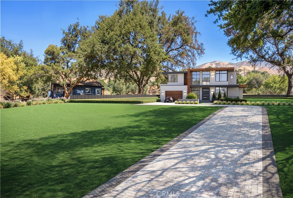 MLS #CV25198320 image #1