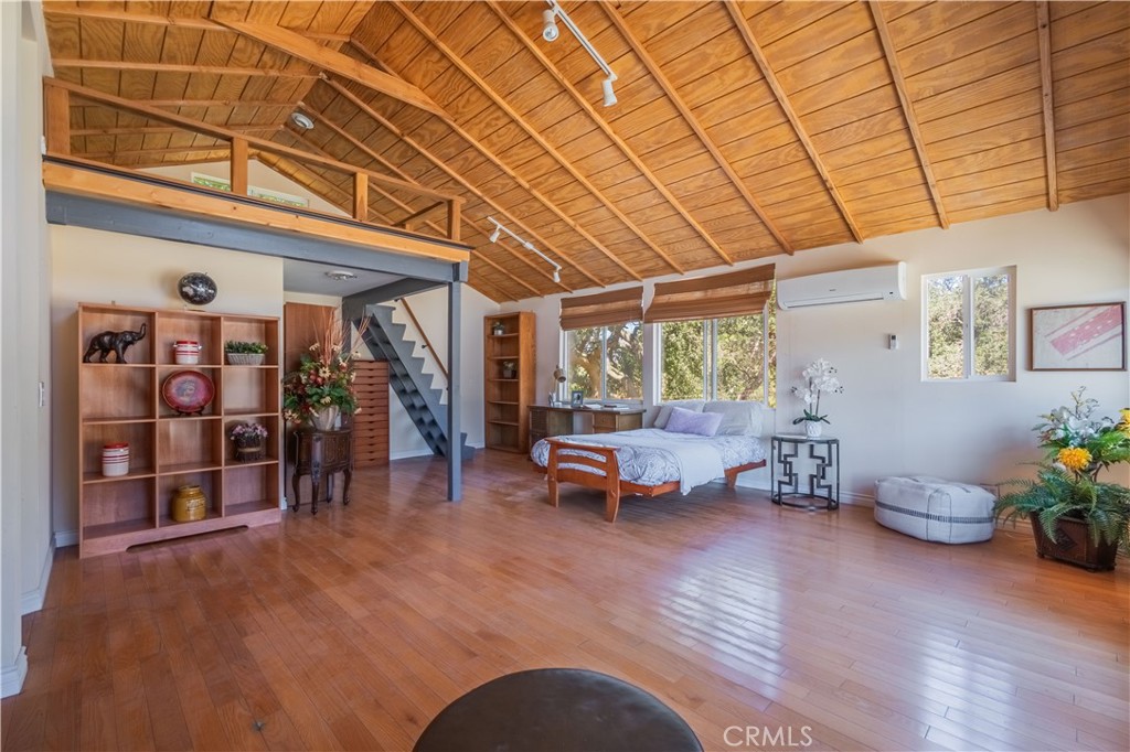 MLS #CV25198320 image #15