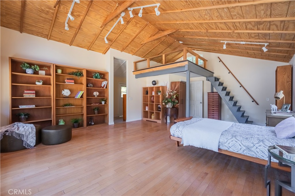 MLS #CV25198320 image #16