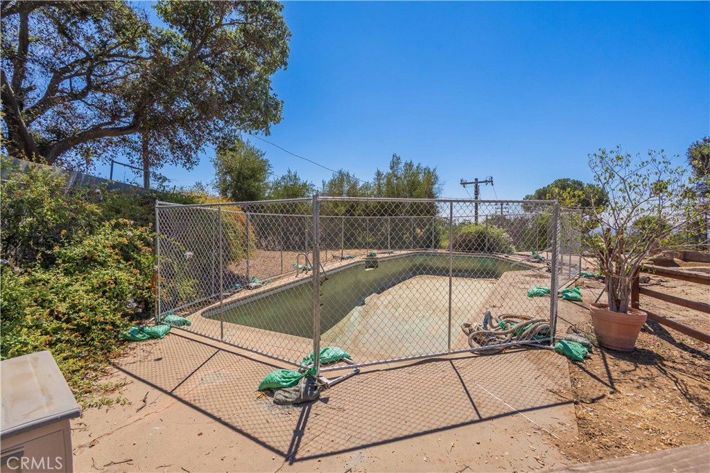 MLS #CV25198320 image #33