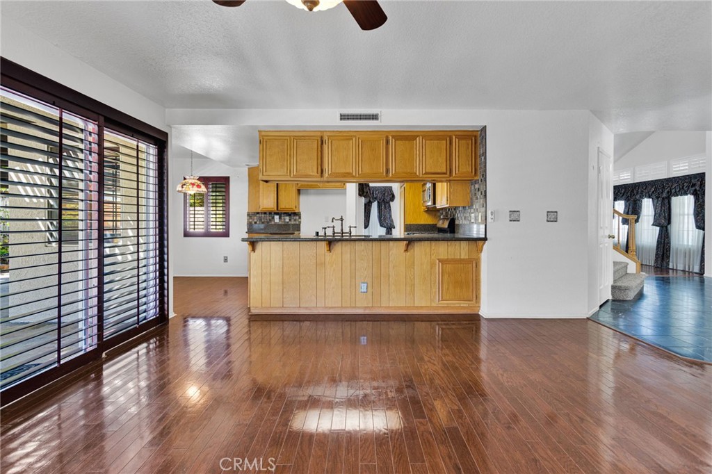 MLS #CV25204589 image #15