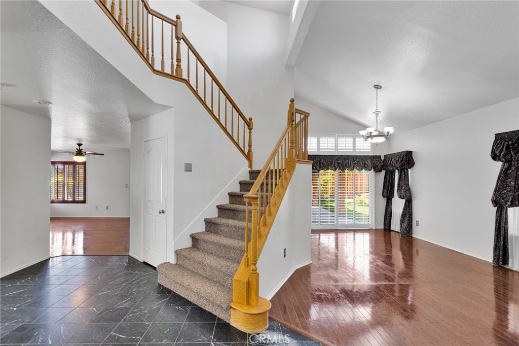 MLS #CV25204589 image #4