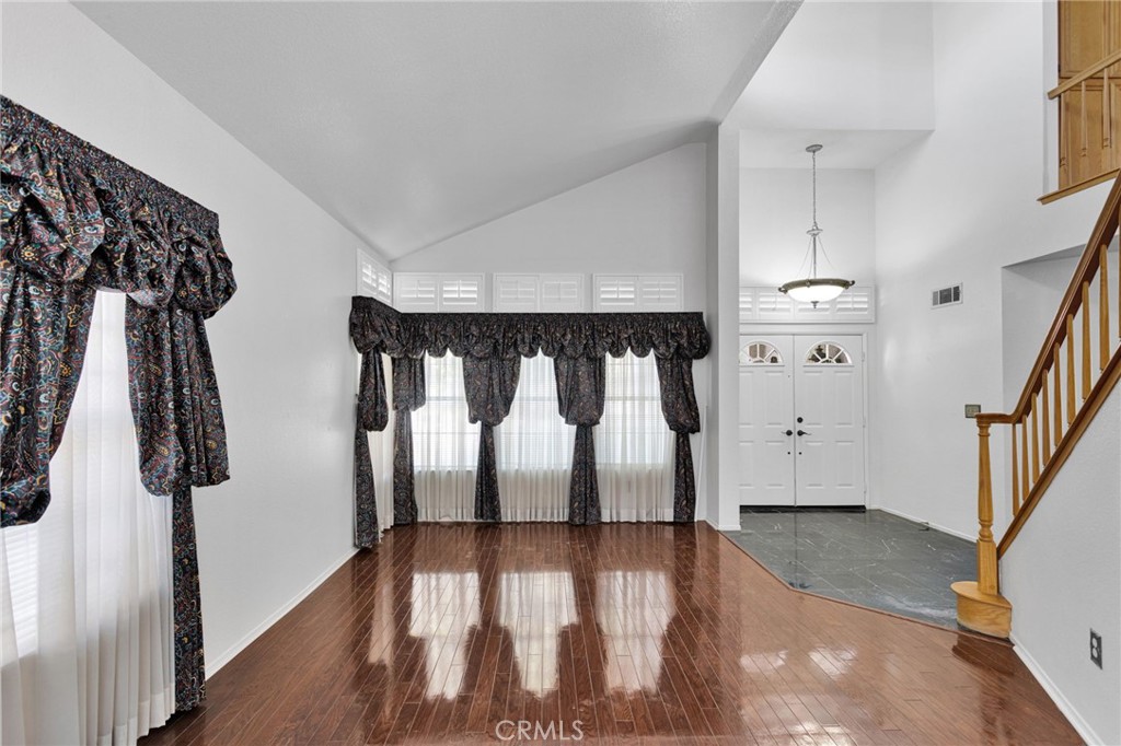 MLS #CV25204589 image #9